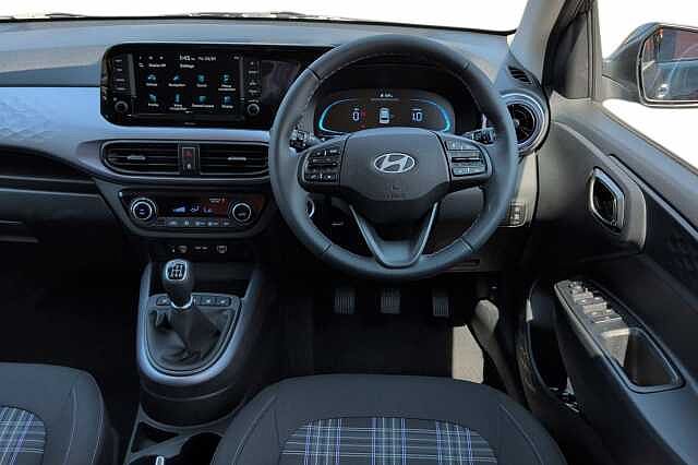 Hyundai i10 1.2 [79] Premium 5dr [Nav]