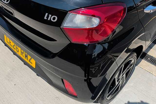Hyundai i10 1.2 [79] Premium 5dr [Nav]
