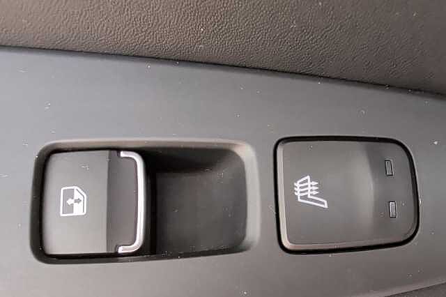 Hyundai SANTA FE 1.6 TGDi Hybrid Ultimate 5dr 4WD Auto