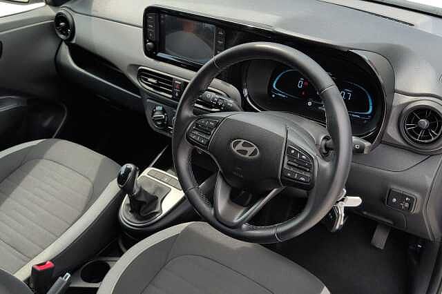 Hyundai i10 1.0 Advance 5dr Auto