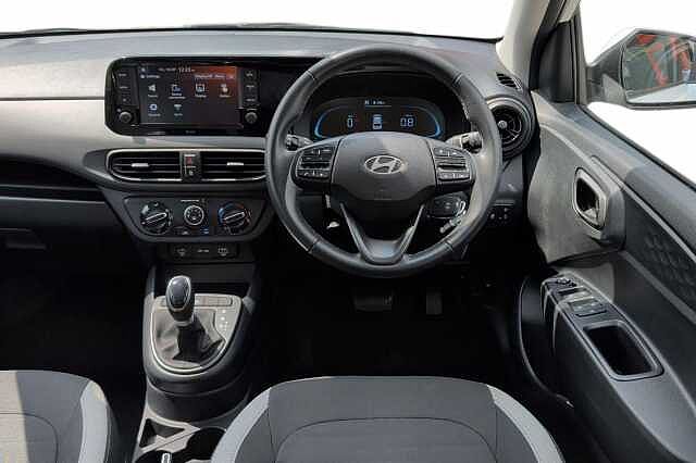 Hyundai i10 1.0 Advance 5dr Auto