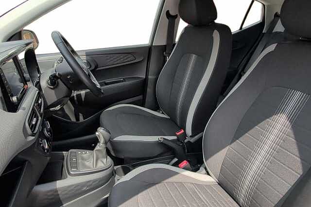Hyundai i10 1.0 Advance 5dr Auto