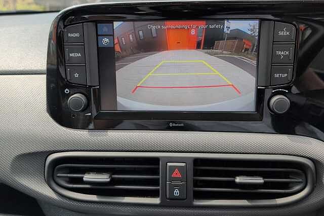 Hyundai i10 1.0 Advance 5dr Auto