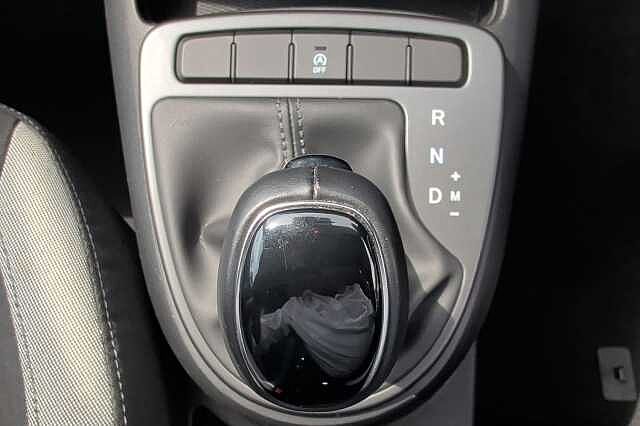 Hyundai i10 1.0 Advance 5dr Auto