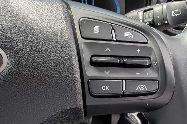 Hyundai i10 1.0 Advance 5dr Auto