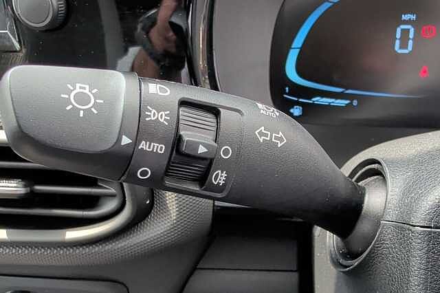 Hyundai i10 1.0 Advance 5dr Auto