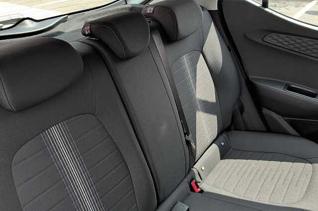 Hyundai i10 1.0 Advance 5dr Auto