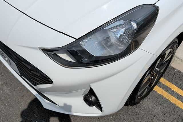 Hyundai i10 1.0 Advance 5dr Auto