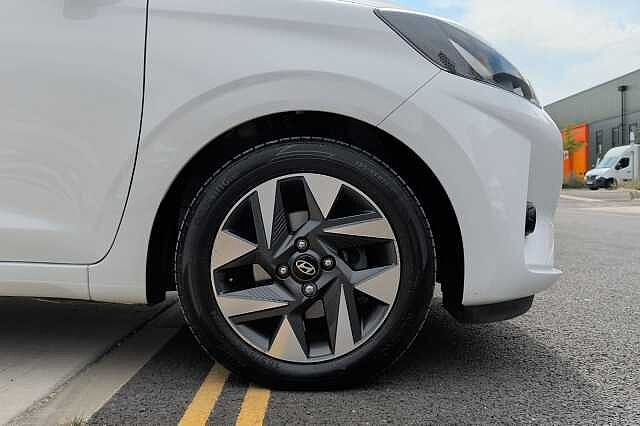 Hyundai i10 1.0 Advance 5dr Auto