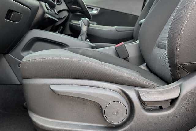 Hyundai KONA 1.6 GDi Hybrid Premium 5dr DCT