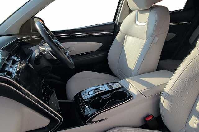 Hyundai TUCSON 1.6 TGDi Hybrid 230 Ultimate 5dr 2WD Auto Black
