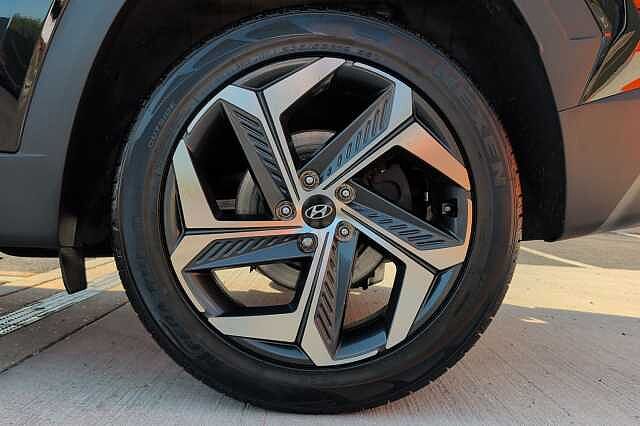 Hyundai TUCSON 1.6 TGDi Hybrid 230 Ultimate 5dr 2WD Auto Black