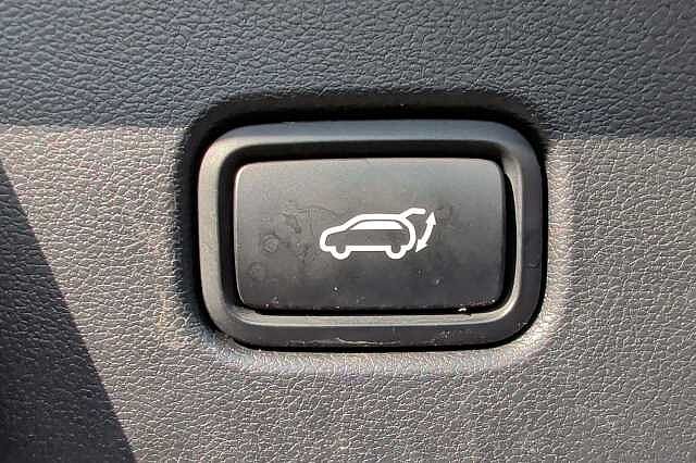 Hyundai TUCSON 1.6 TGDi Hybrid 230 Ultimate 5dr 2WD Auto Black