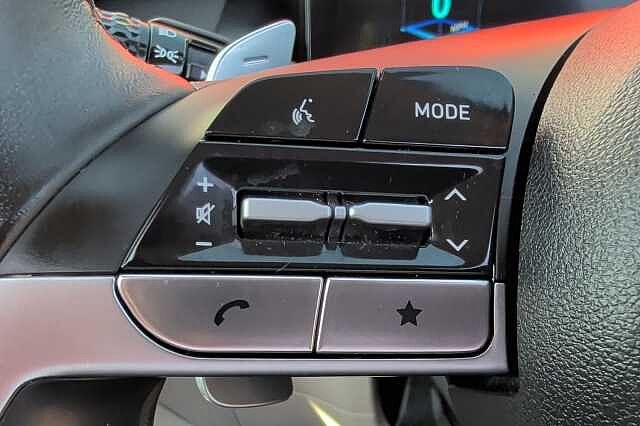 Hyundai TUCSON 1.6 TGDi Hybrid 230 Ultimate 5dr 2WD Auto Black