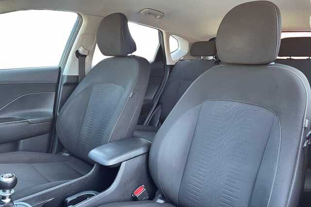 Hyundai KONA 1.0T Advance 5dr