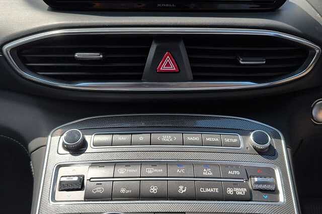 Hyundai SANTA FE 1.6 TGDi Hybrid Ultimate 5dr 4WD Auto