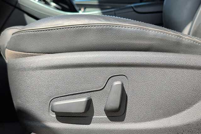 Hyundai SANTA FE 1.6 TGDi Hybrid Ultimate 5dr 4WD Auto