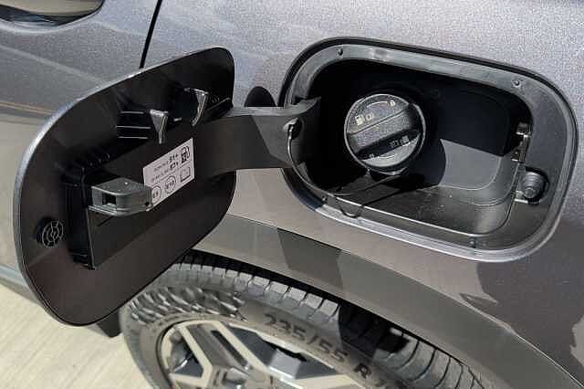 Hyundai SANTA FE 1.6 TGDi Hybrid Ultimate 5dr 4WD Auto
