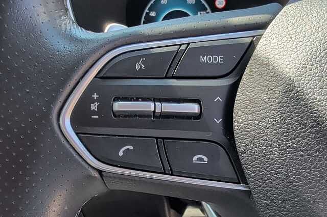 Hyundai SANTA FE 1.6 TGDi Hybrid Ultimate 5dr 4WD Auto