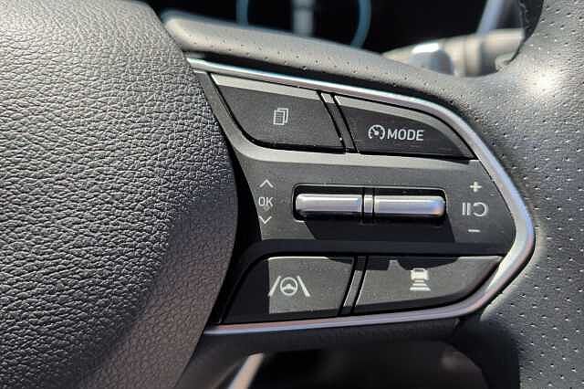 Hyundai SANTA FE 1.6 TGDi Hybrid Ultimate 5dr 4WD Auto