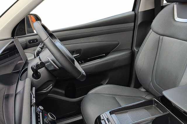 Hyundai TUCSON 1.6T 48V MHD Ultimate 5dr DCT Black