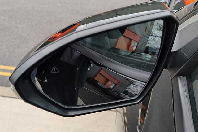 Hyundai TUCSON 1.6T 48V MHD Ultimate 5dr DCT Black