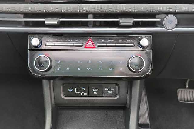 Hyundai TUCSON 1.6T 48V MHD Ultimate 5dr DCT Black