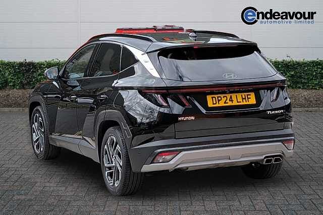 Hyundai TUCSON 1.6T 48V MHD Ultimate 5dr DCT Black