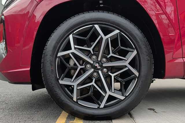 Hyundai TUCSON 1.6 TGDi Hybrid 230 N Line S 5dr 2WD Auto Red