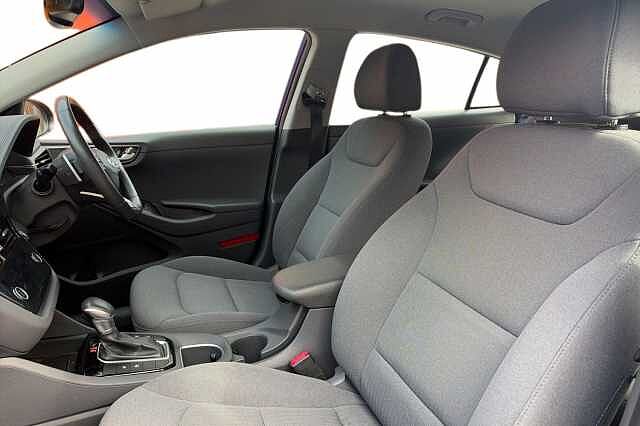 Hyundai IONIQ 1.6 GDi Hybrid Premium 5dr DCT