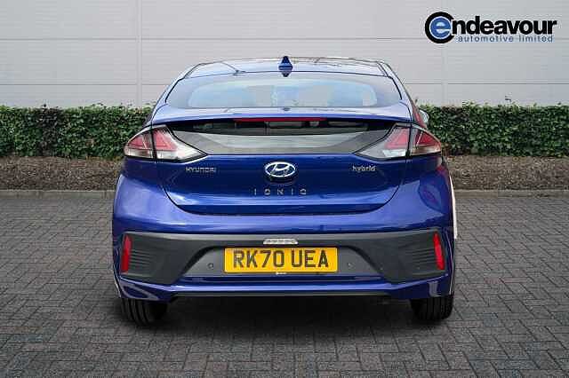 Hyundai IONIQ 1.6 GDi Hybrid Premium 5dr DCT