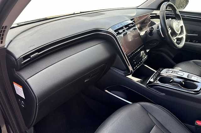 Hyundai TUCSON 1.6 TGDi Hybrid 230 Ultimate 5dr 2WD Auto Black