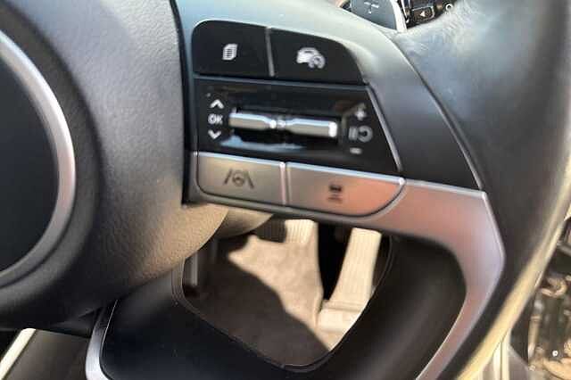 Hyundai TUCSON 1.6 TGDi Hybrid 230 Ultimate 5dr 2WD Auto Black