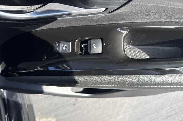 Hyundai TUCSON 1.6 TGDi Hybrid 230 Ultimate 5dr 2WD Auto Black