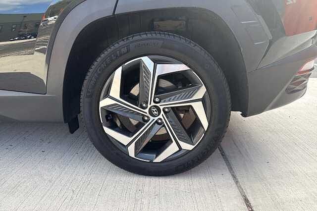 Hyundai TUCSON 1.6 TGDi Hybrid 230 Ultimate 5dr 2WD Auto Black
