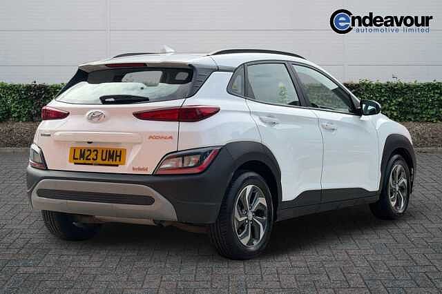 Hyundai KONA 1.6 GDi Hybrid SE Connect 5dr DCT White