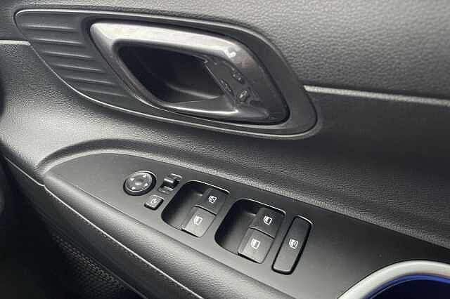 Hyundai BAYON 1.0 TGDi [90] Tech Line 5dr DCT Blue