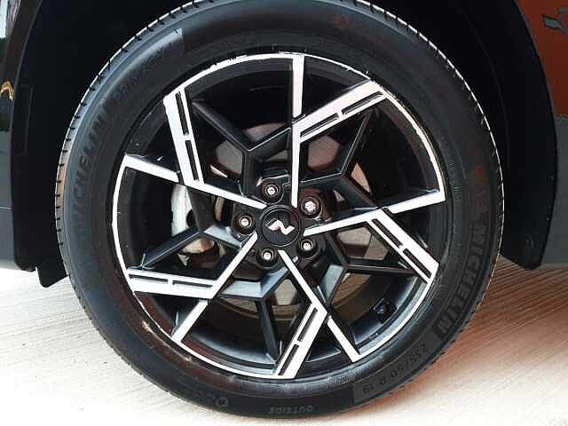 Hyundai TUCSON 1.6 T-GDi 215 Hybrid N Line Black