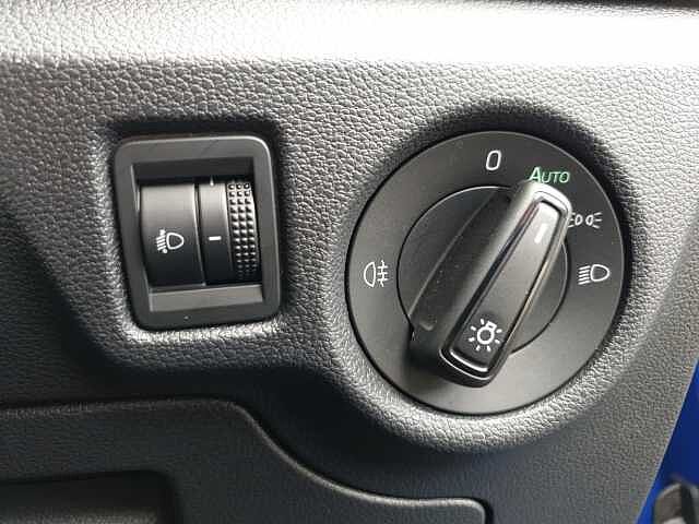 SKODA Kamiq 1.0 TSI 110 SE Drive 5dr