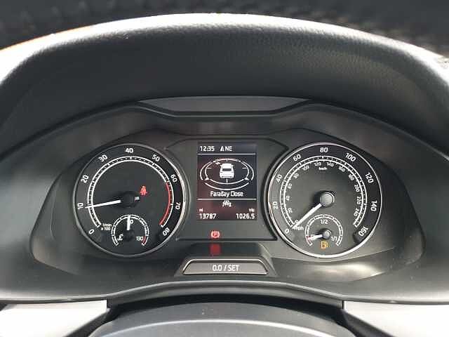 SKODA Kamiq 1.0 TSI 110 SE Drive 5dr