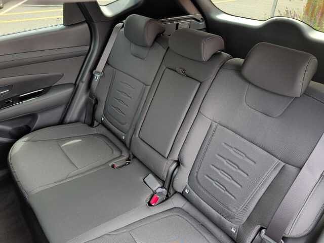 Hyundai TUCSON 1.6T Hybrid Advance 5dr Auto Silver