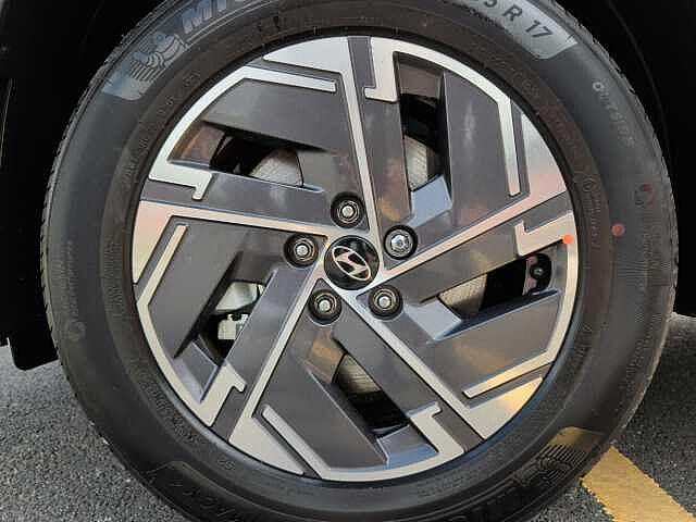Hyundai TUCSON 1.6T Hybrid Advance 5dr Auto Silver