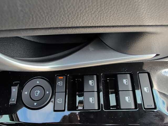 Hyundai TUCSON 1.6T Hybrid Advance 5dr Auto Silver