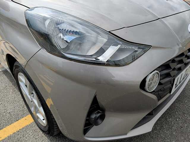 Hyundai I10 1.2 MPi SE Connect 5dr Brown