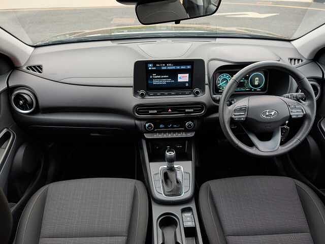 Hyundai KONA 1.6 GDi Hybrid SE Connect 5dr DCT Black