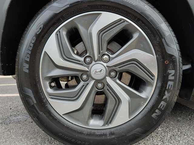 Hyundai KONA 1.6 GDi Hybrid SE Connect 5dr DCT Black