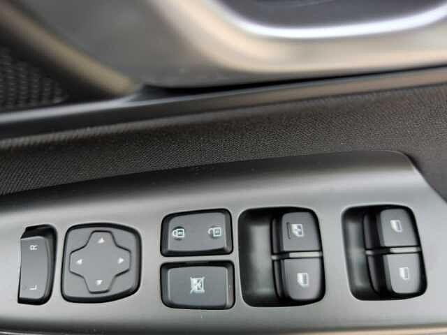 Hyundai KONA 1.6 GDi Hybrid SE Connect 5dr DCT Black