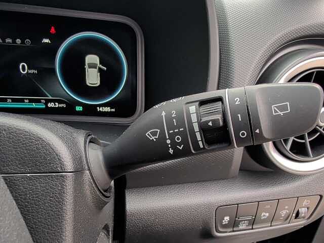Hyundai KONA 1.6 GDi Hybrid SE Connect 5dr DCT Black