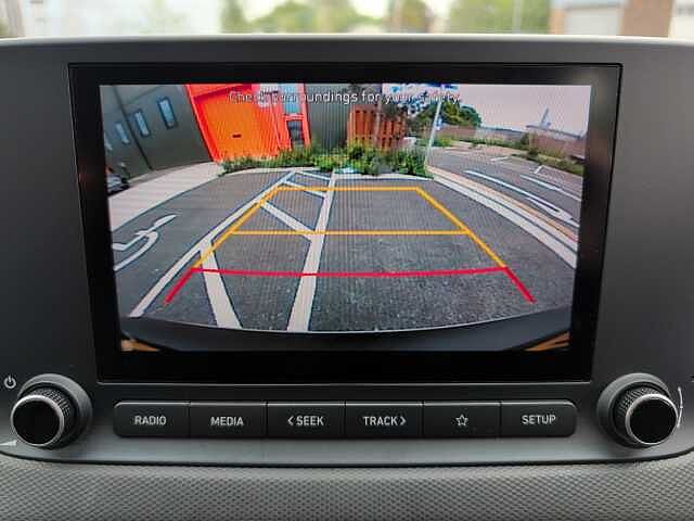 Hyundai KONA 1.6 GDi Hybrid SE Connect 5dr DCT Black