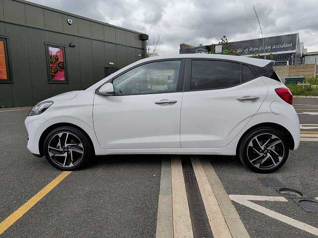 Hyundai i10 1.2 [79] Premium 5dr Auto [Nav]